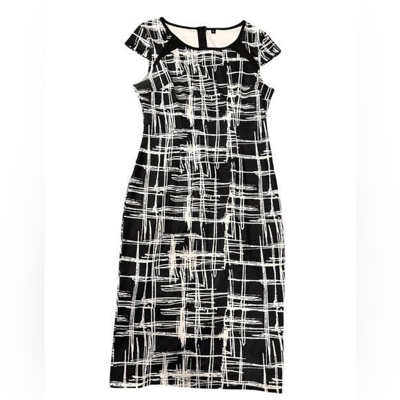 LunaJany Black White Abstract Edgy Form-Fitted Dress, Size M - Picture 2 of 6